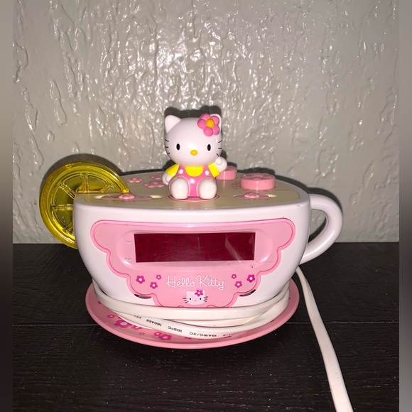 Hello Kitty Other - < Vintage Hello Kitty Tea Cup Alarm Clock & Night Light >